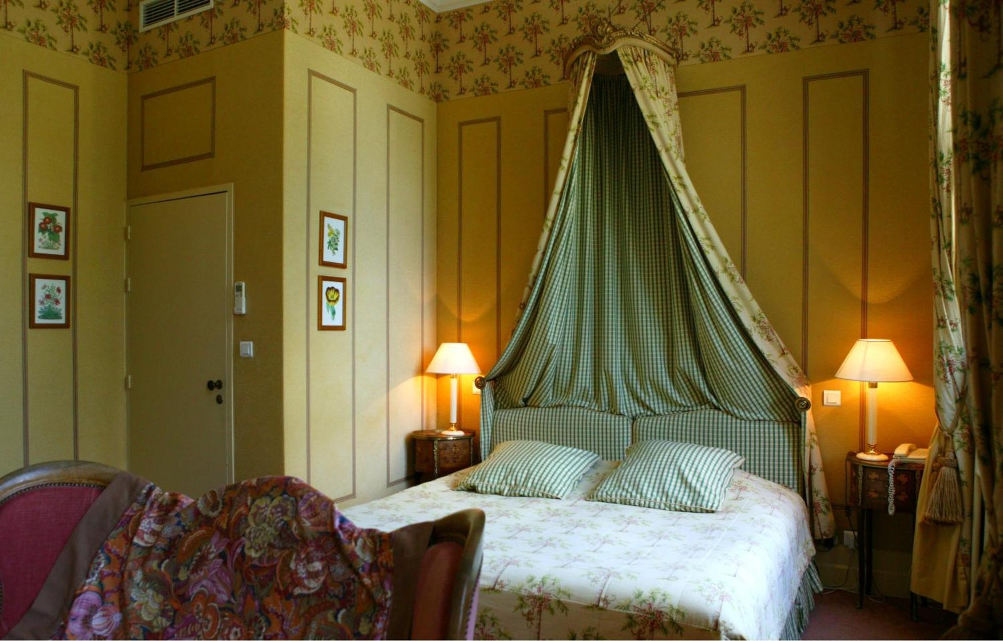 Le Manoir De Bellerive Hotell Le Buisson-de-Cadouin Eksteriør bilde