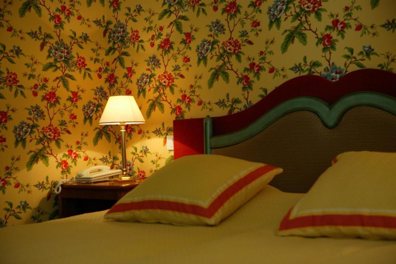 Le Manoir De Bellerive Hotell Le Buisson-de-Cadouin Eksteriør bilde