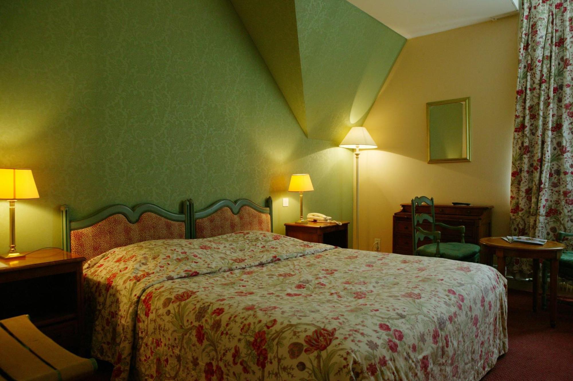 Le Manoir De Bellerive Hotell Le Buisson-de-Cadouin Eksteriør bilde